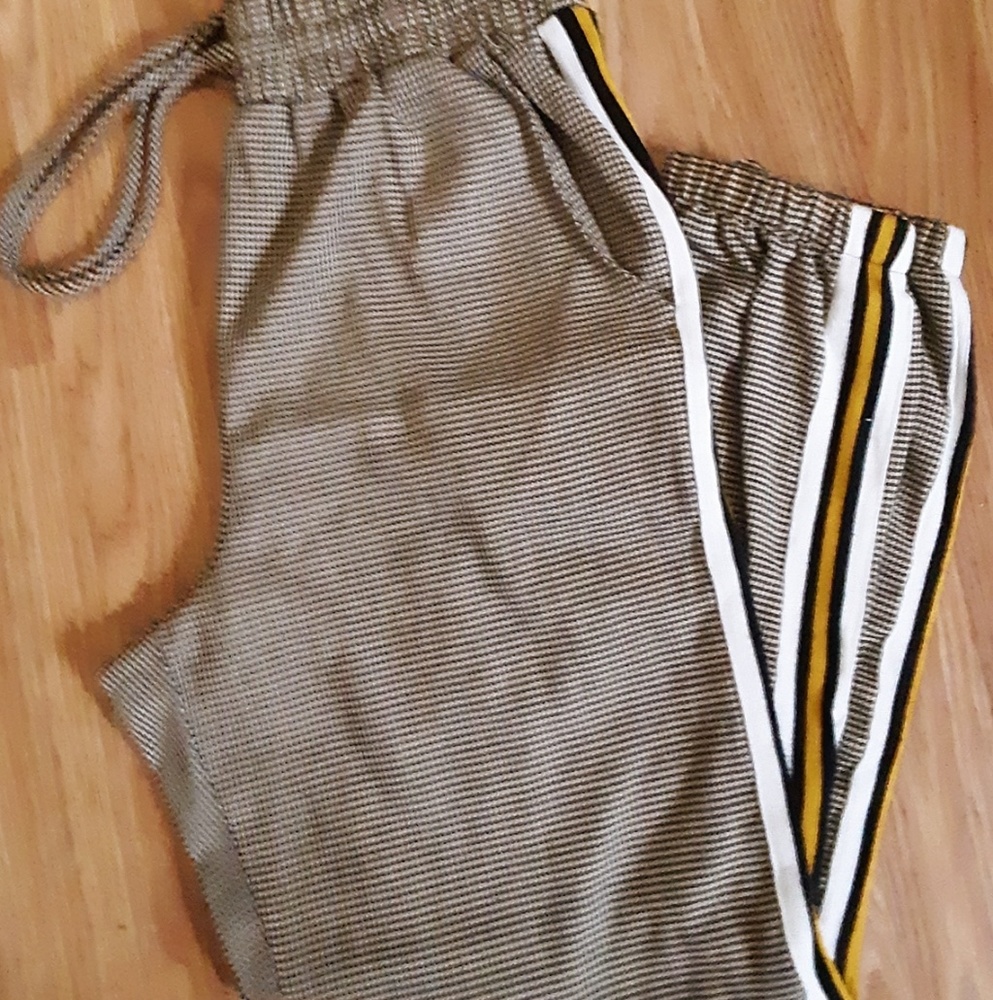 Wild Fable crop pants